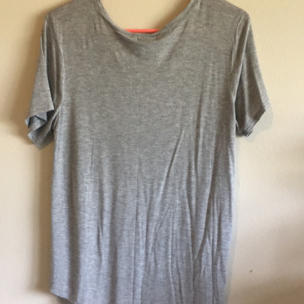 Simple tee - Picture 5 of 5